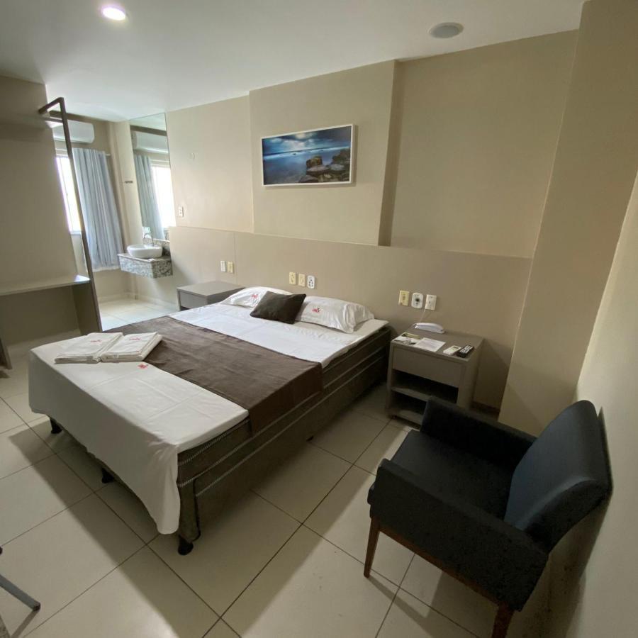 Onix Hotel Aeroporto Лауру-ди-Фрейтас Экстерьер фото
