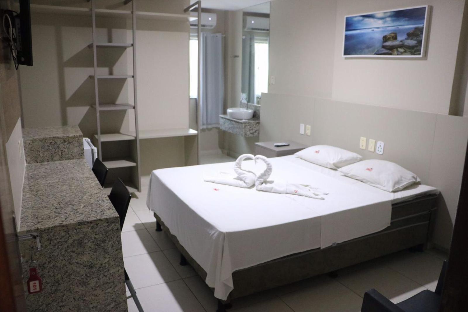 Onix Hotel Aeroporto Лауру-ди-Фрейтас Экстерьер фото