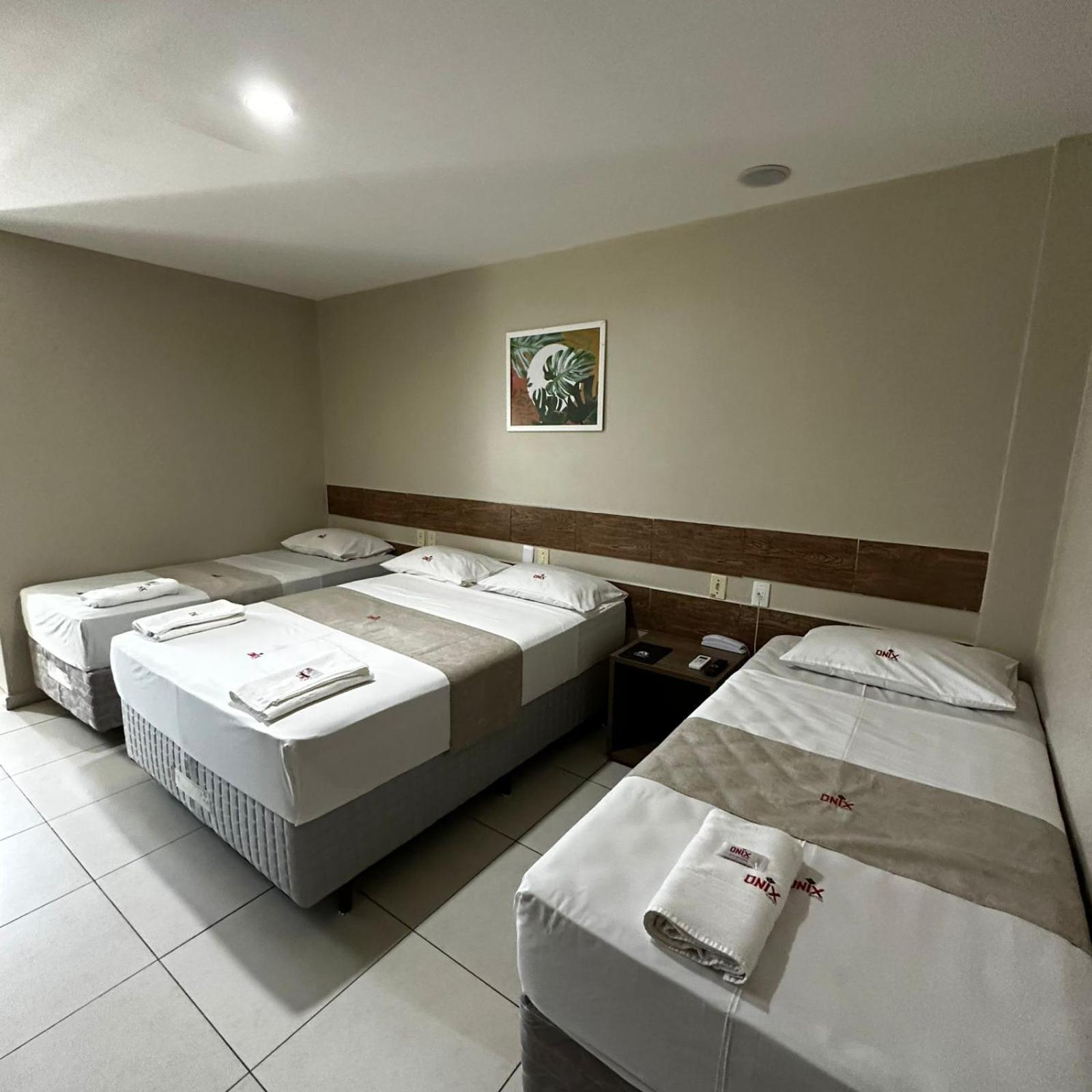 Onix Hotel Aeroporto Лауру-ди-Фрейтас Экстерьер фото